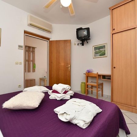 Villa Nela Petrcane Exteriör bild