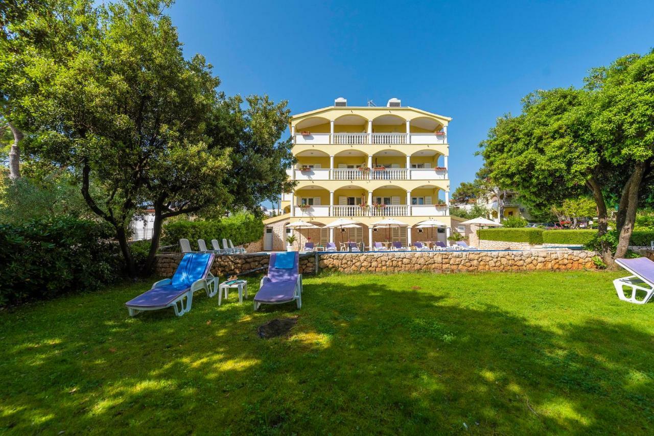 Villa Nela Petrcane Exteriör bild